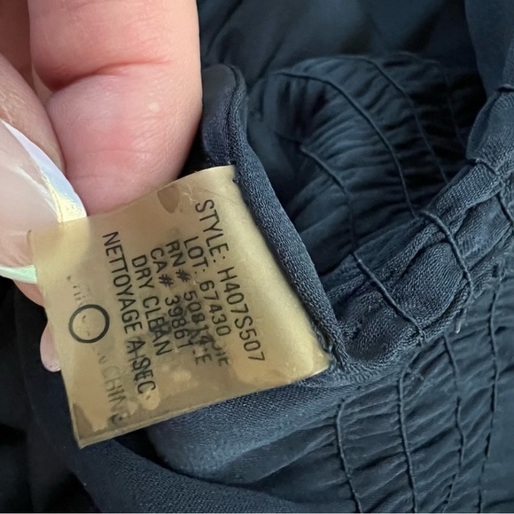 Saks Fifth Avenue Navy Blue Silk Sleeveless Blouse Ruching Bow Small Petite EUC - Picture 8 of 11